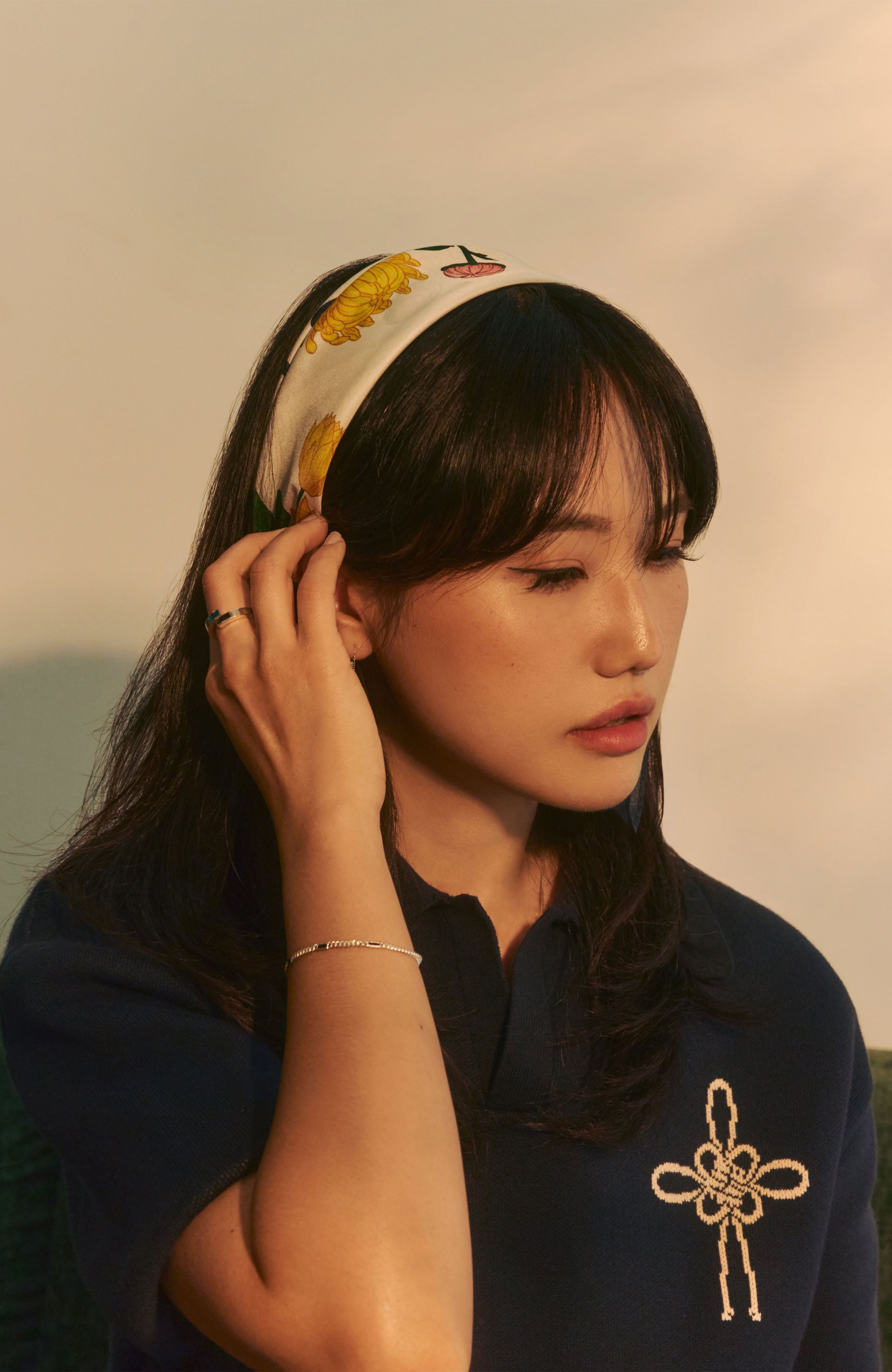 AKASHI-KAMA Maedeup Bandana - Korean Silk – LOUPN