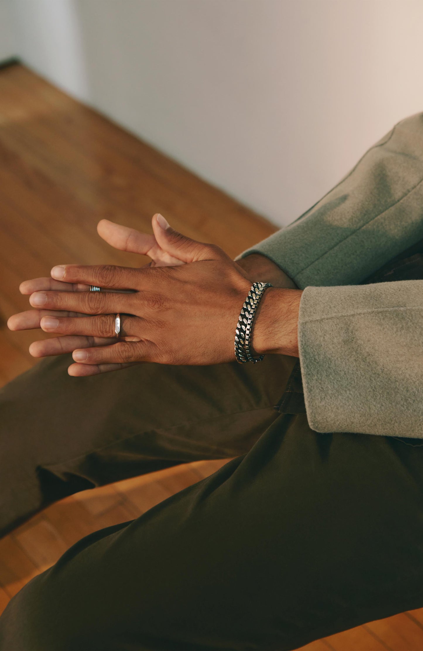 
                  
                    Cuban Chain Bracelet - Sterling Silver 9 mm
                  
                