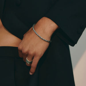 
                  
                    Load image into Gallery viewer, LOUPN Spiga Chain Bracelet and For the People Ring
                  
                