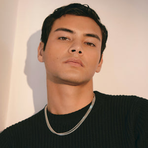 
                  
                    Load image into Gallery viewer, LOUPN Thin Cuban Chain Necklace
                  
                