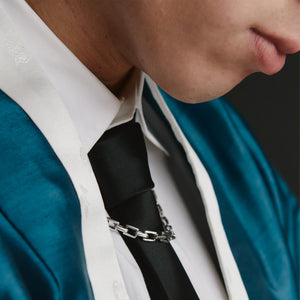 
                  
                    Load image into Gallery viewer, LOUPN Trainwreck Necklace
                  
                