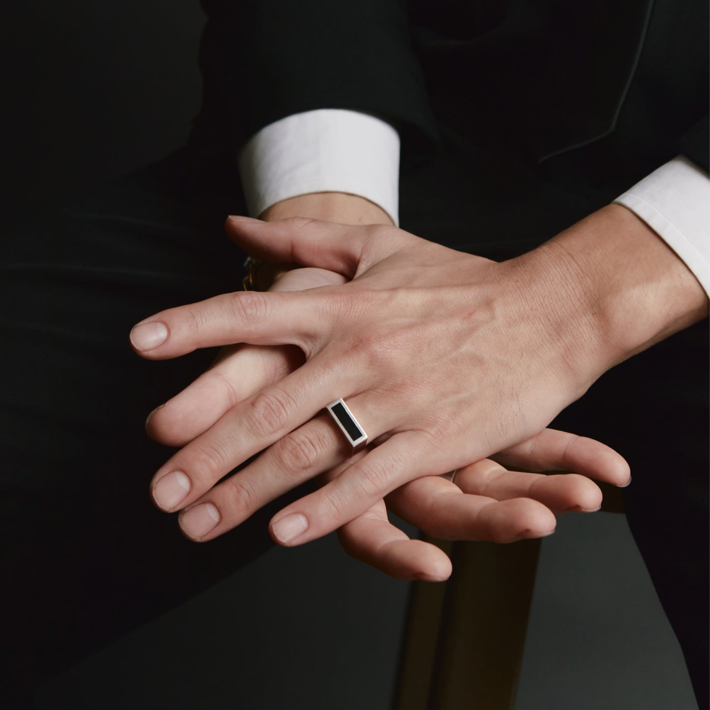 LOUPN Rectangle Black Onyx Ring